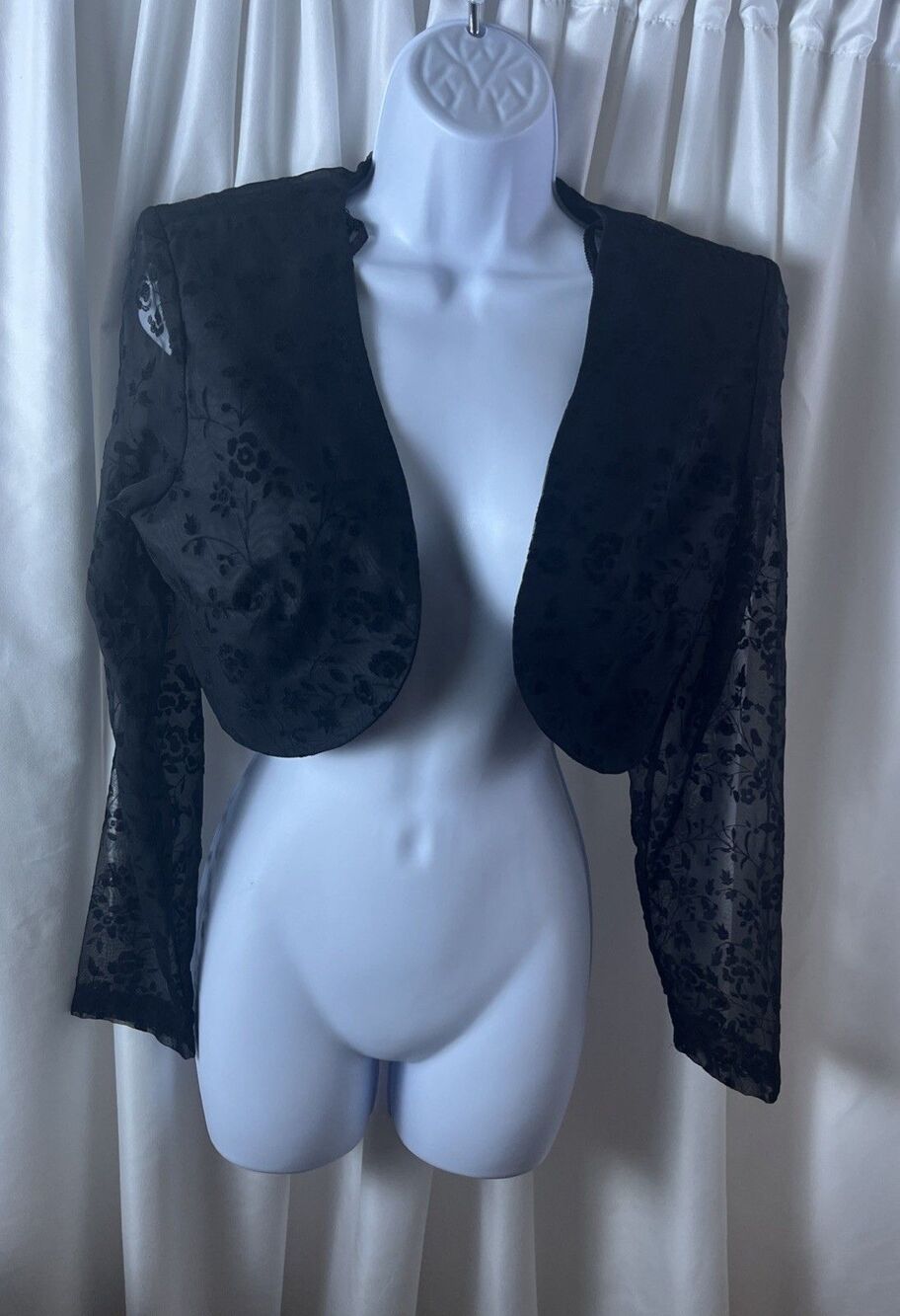Vintage CDC Evening Women’s Black Flocked Lace Cropped Bolero Jacket Size 8